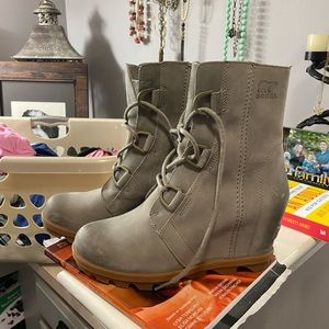 Sorel Boots - Size 8